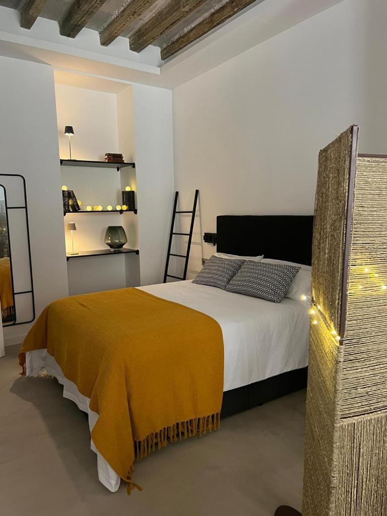 Hgb Cathedral Apartment Alicante Exterior photo